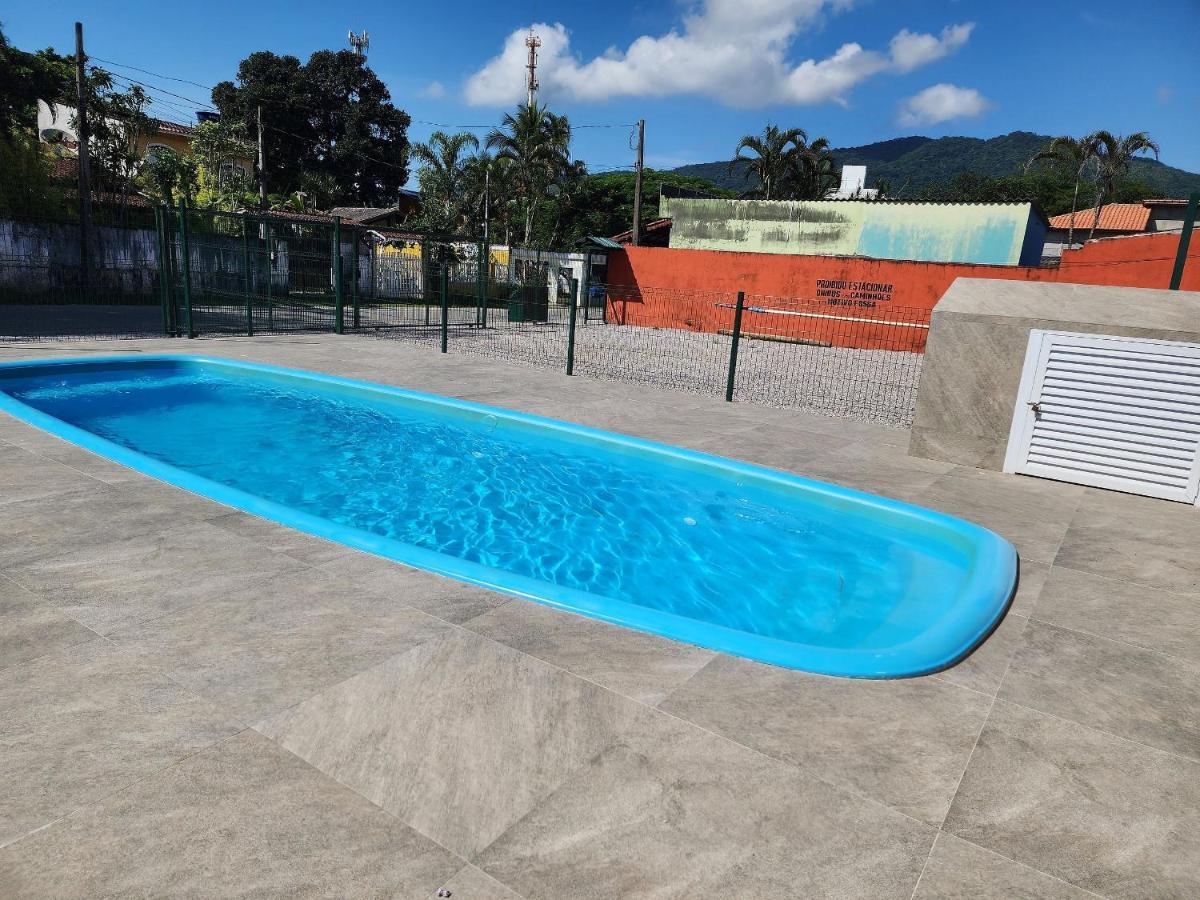 אובטובה 0001.06 - Maranduba - Apto - 2 Dormitorio - 8 Pessoas - 2 Quadras Do Mar - Piscina - Wi-Fi מראה חיצוני תמונה